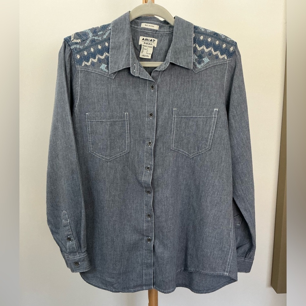 Ariat Women’s Casual Blue Button Down Cotton Shirt